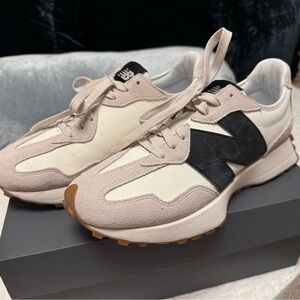 New Balance 327 Women's Black and Cream Sneakers